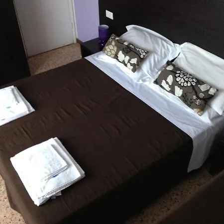 Hotel Enjoy
